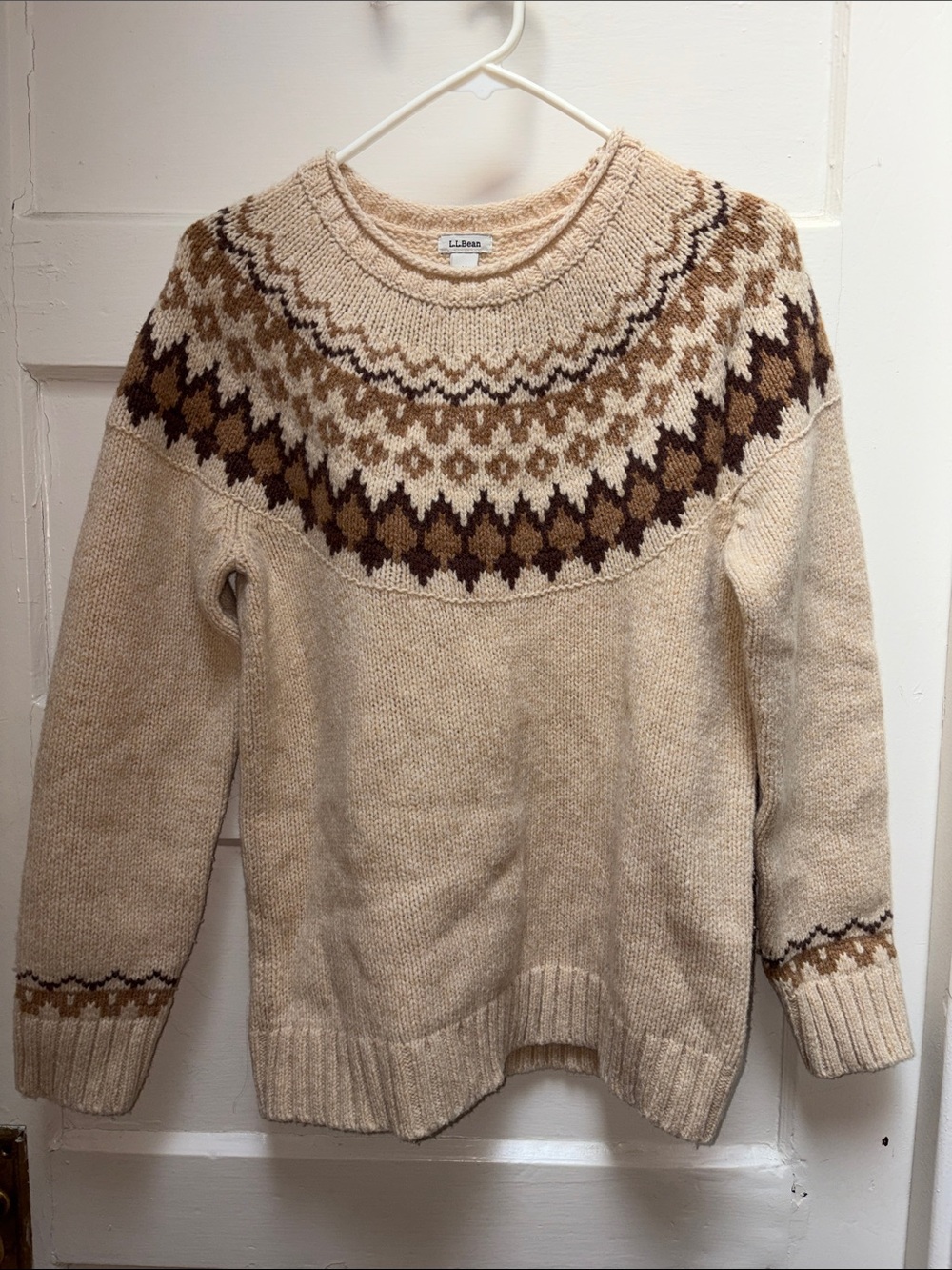 100% wool L.L. Bean Cream Fair Isle Crewneck Sweater with Brown Accents